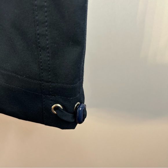 TAIL Tech Performance Capri Pants, Sz 6, Navy Blue Cropped Golf Pants, High Rise - Picture 4 of 10